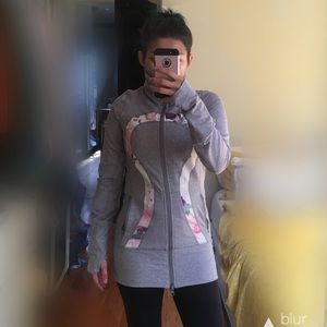 Lululemon lightweight jacket, slim fitting